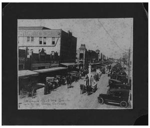Skidmore Float in Beeville Parade in 1916