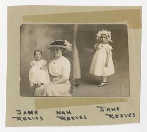[Portrait of Jane and Nan Reeves]