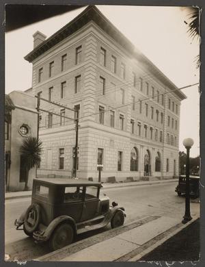 [Brownsville Courthouse From Tenth Street]