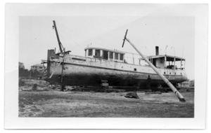 [Photograph of the Japonica, Run Aground]